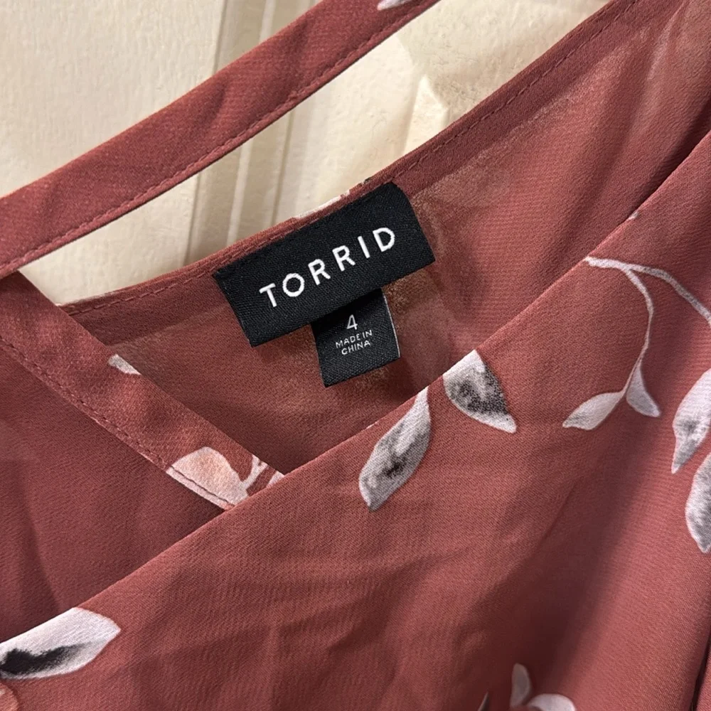 Torrid Pink Floral Sleeveless Camisole - Picture 2 of 3